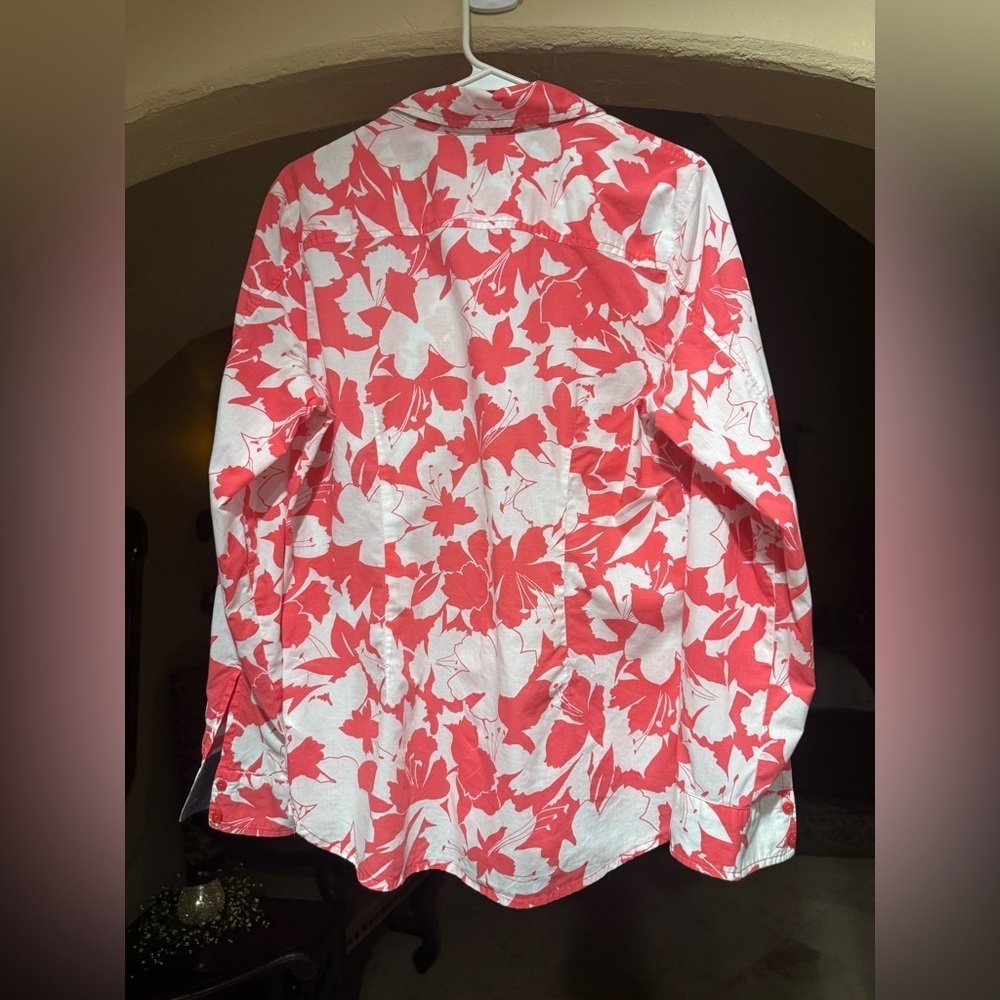Tommy Hilfiger Red and White Floral Men's Shirt - Picture 3 of 4